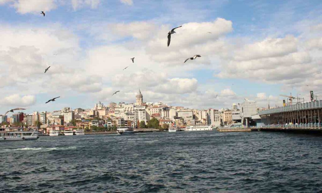 تصویر شهر استانبول در فصل تابستان